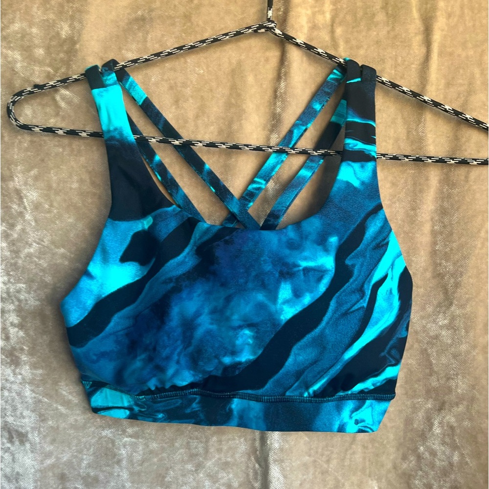 Lululemon Criss Cross Sports Bra 🌵6